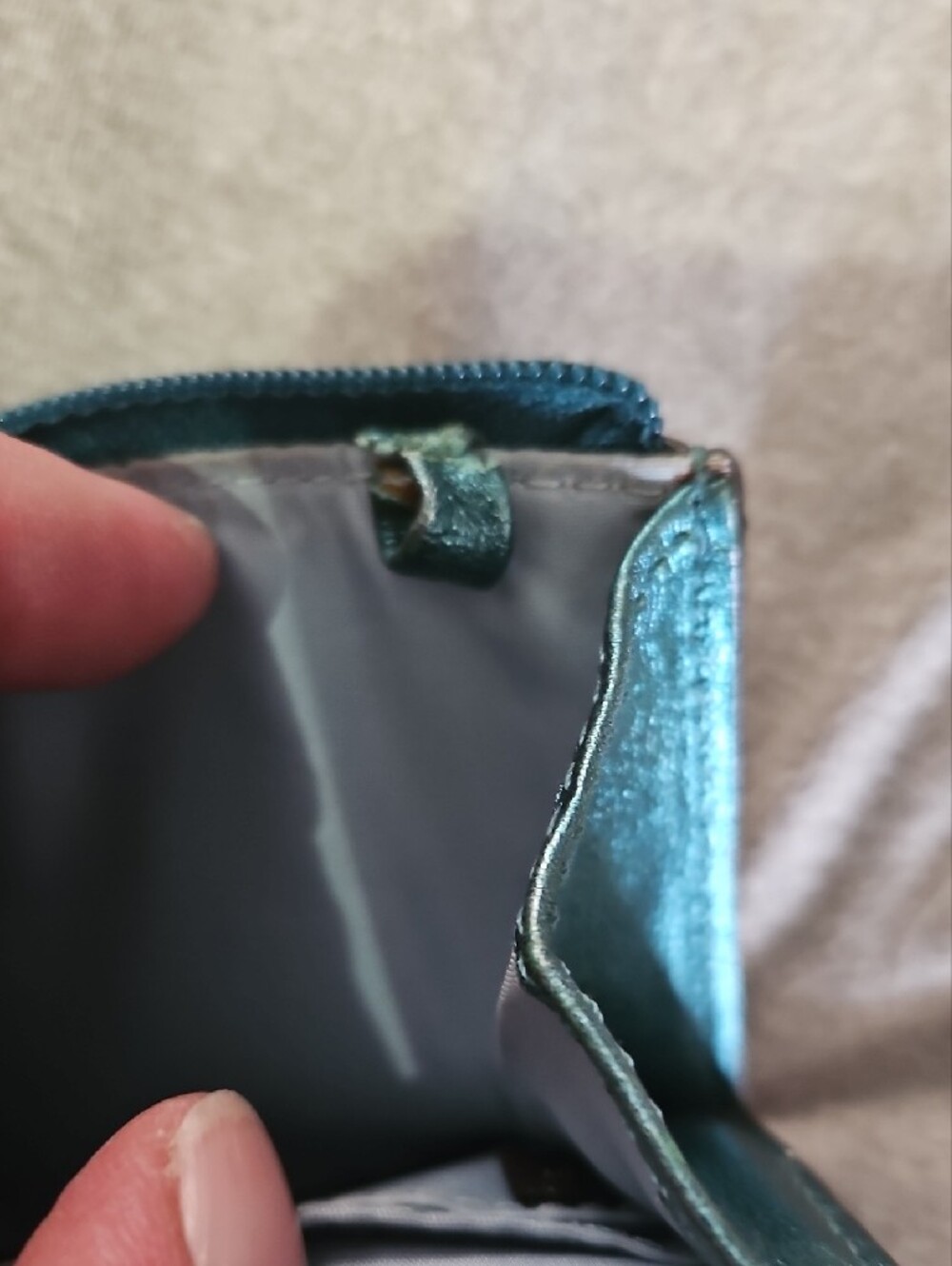 Coach Metallic Teal Embossed Leatherware 1941 Coin Pouch/Card Case/Wristlet - Picture 4 of 9